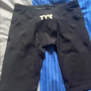 TYR Venzo Low Waist Size 25